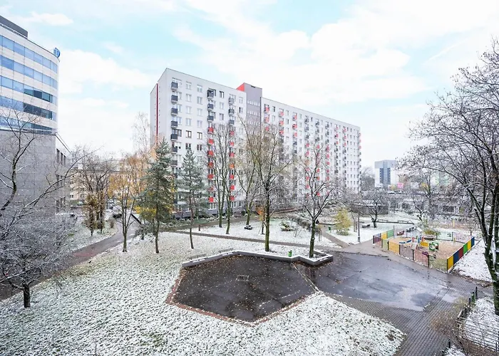 Wierzbno Modern Apartment