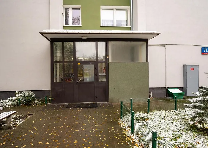 Wierzbno Modern Apartment