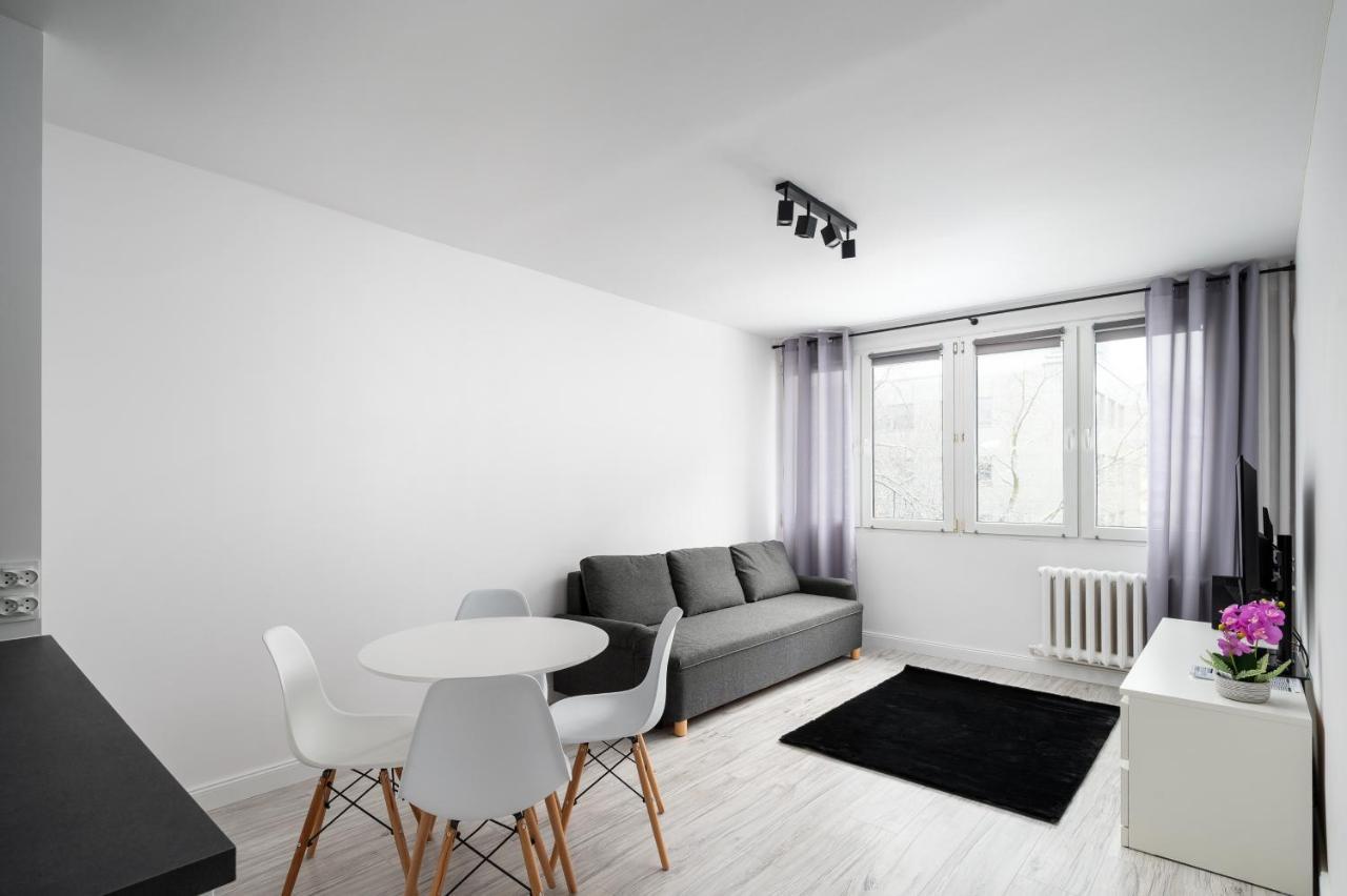 Wierzbno Modern Leilighet